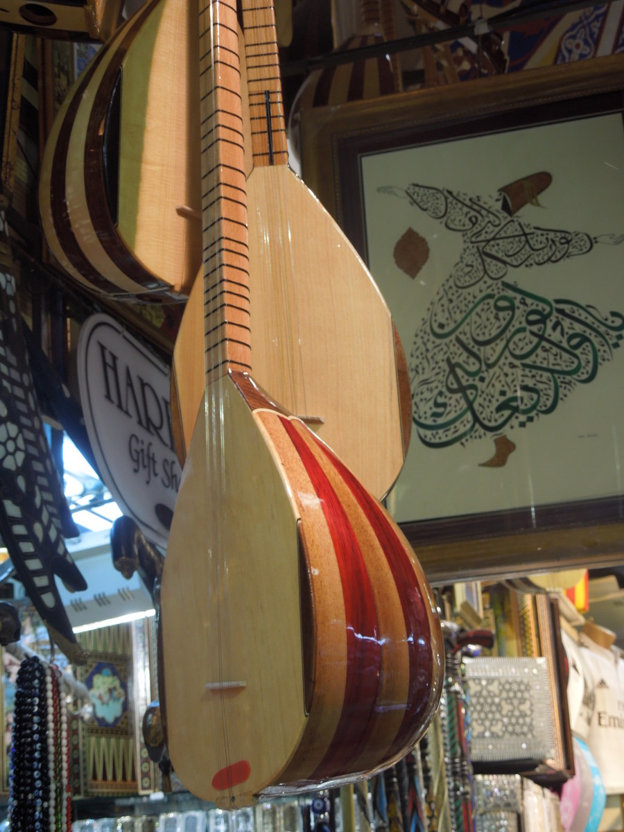 Musical Instruments - Grand Bazaar